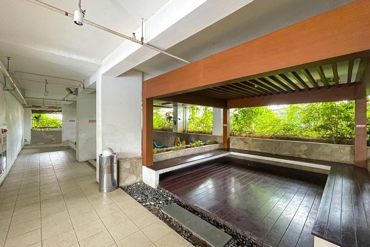 Redliving Bassura - Ens Jakarta